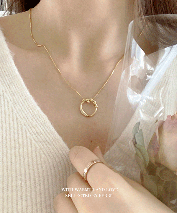 [문의폭주] allure necklace (gold)
